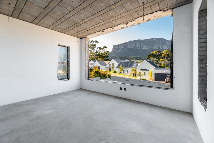 4 Bedroom Property for Sale in Victorskloof Western Cape